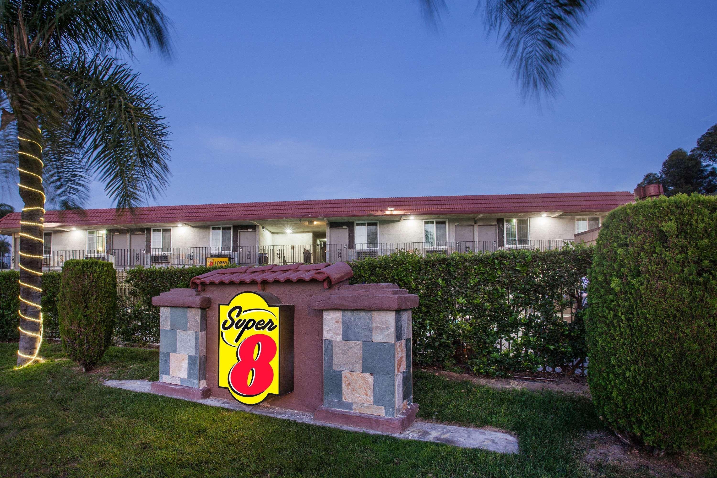 Super 8 By Wyndham Redlands/San Bernardino Motel Eksteriør bilde