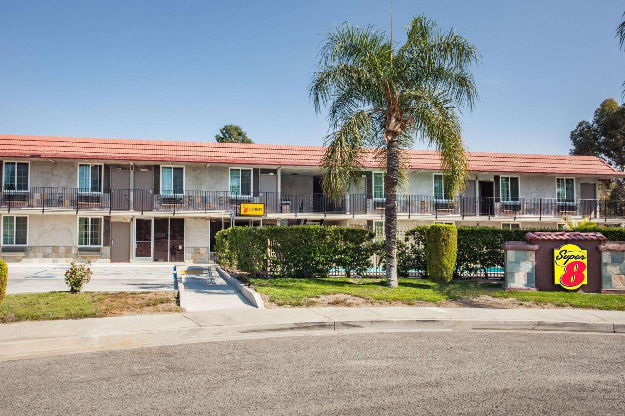 Super 8 By Wyndham Redlands/San Bernardino Motel Eksteriør bilde