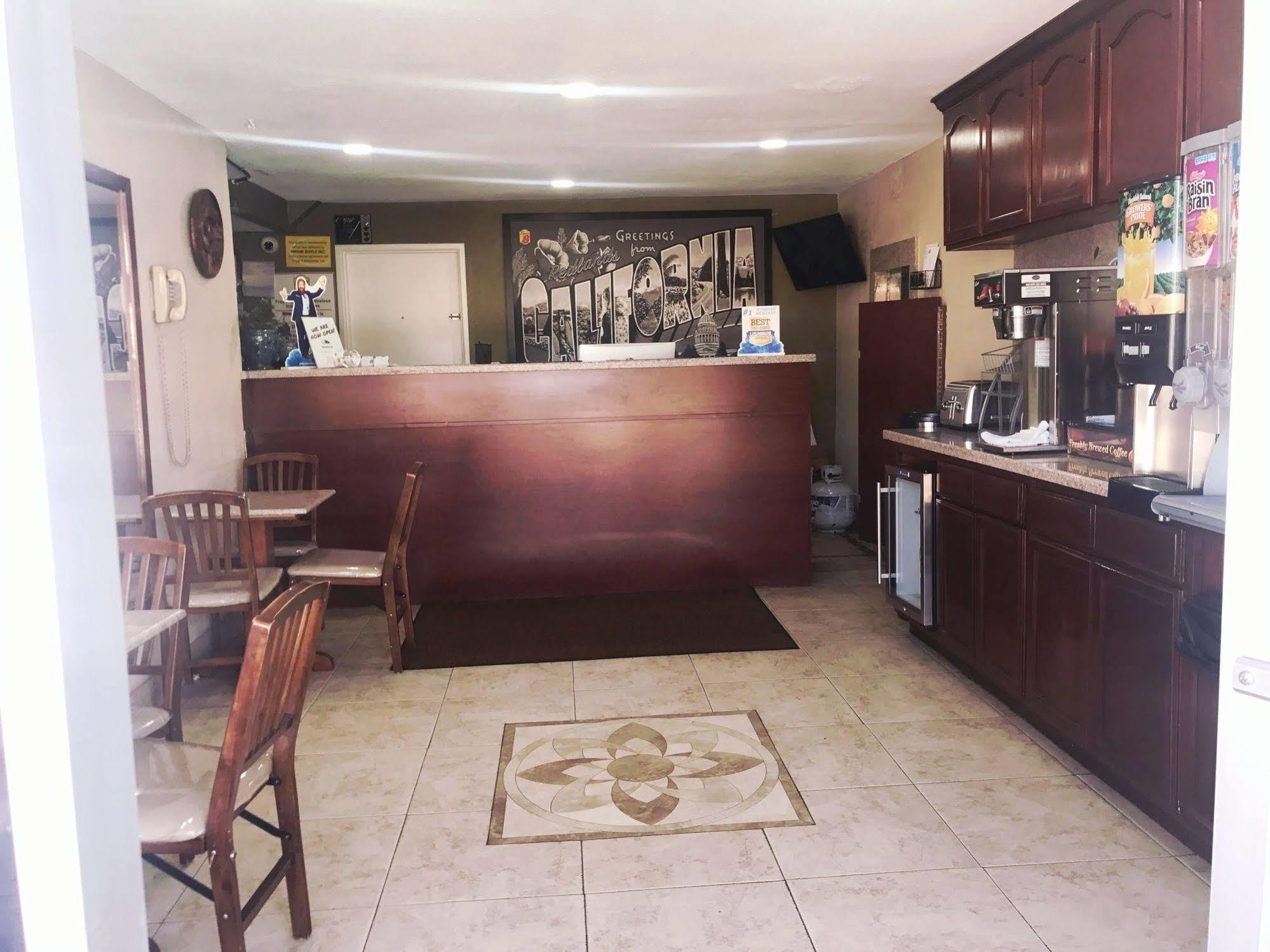 Super 8 By Wyndham Redlands/San Bernardino Motel Eksteriør bilde
